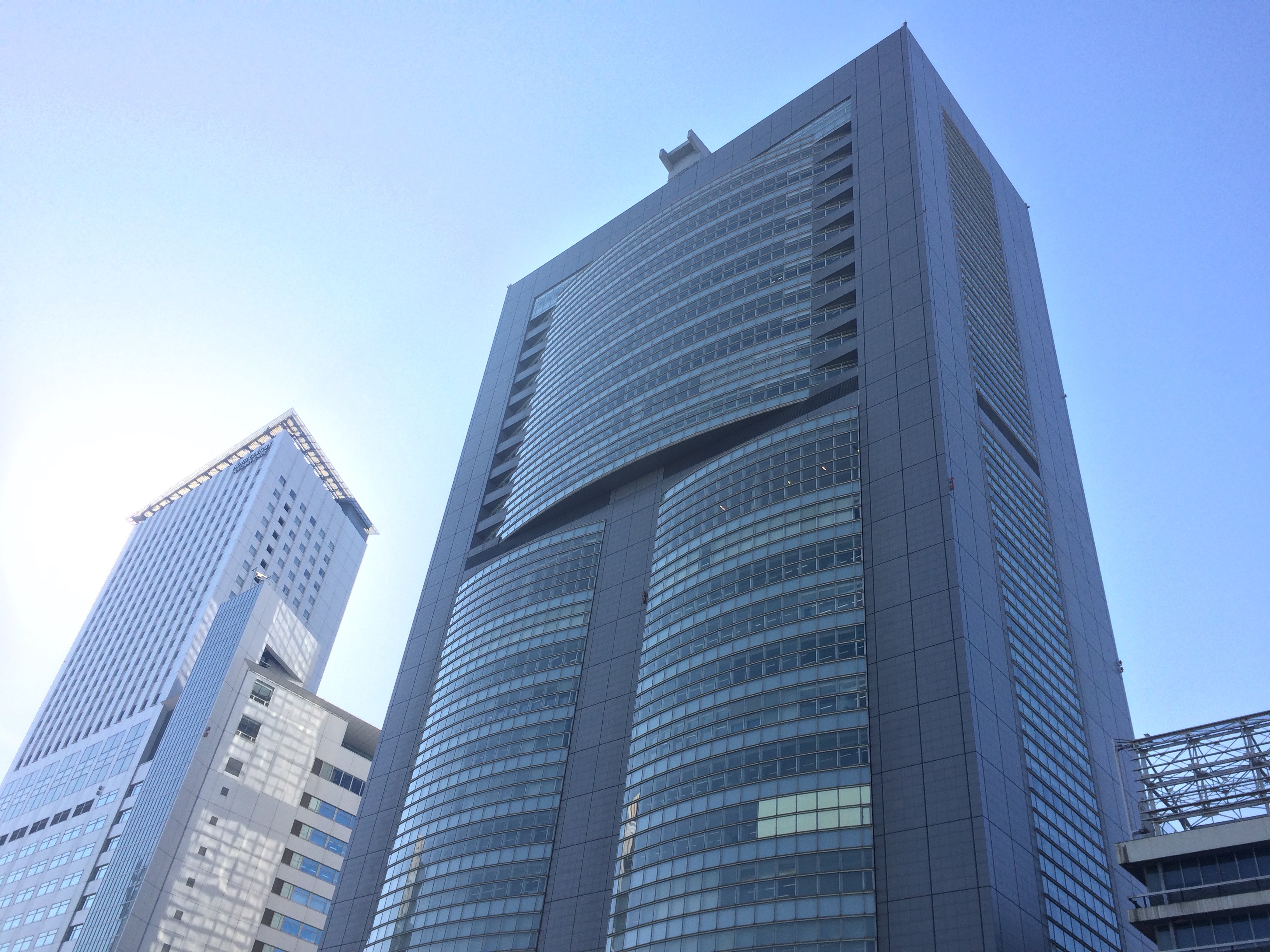 新宿のjr東日本本社ビル の無料フリー素材写真 商用利用可