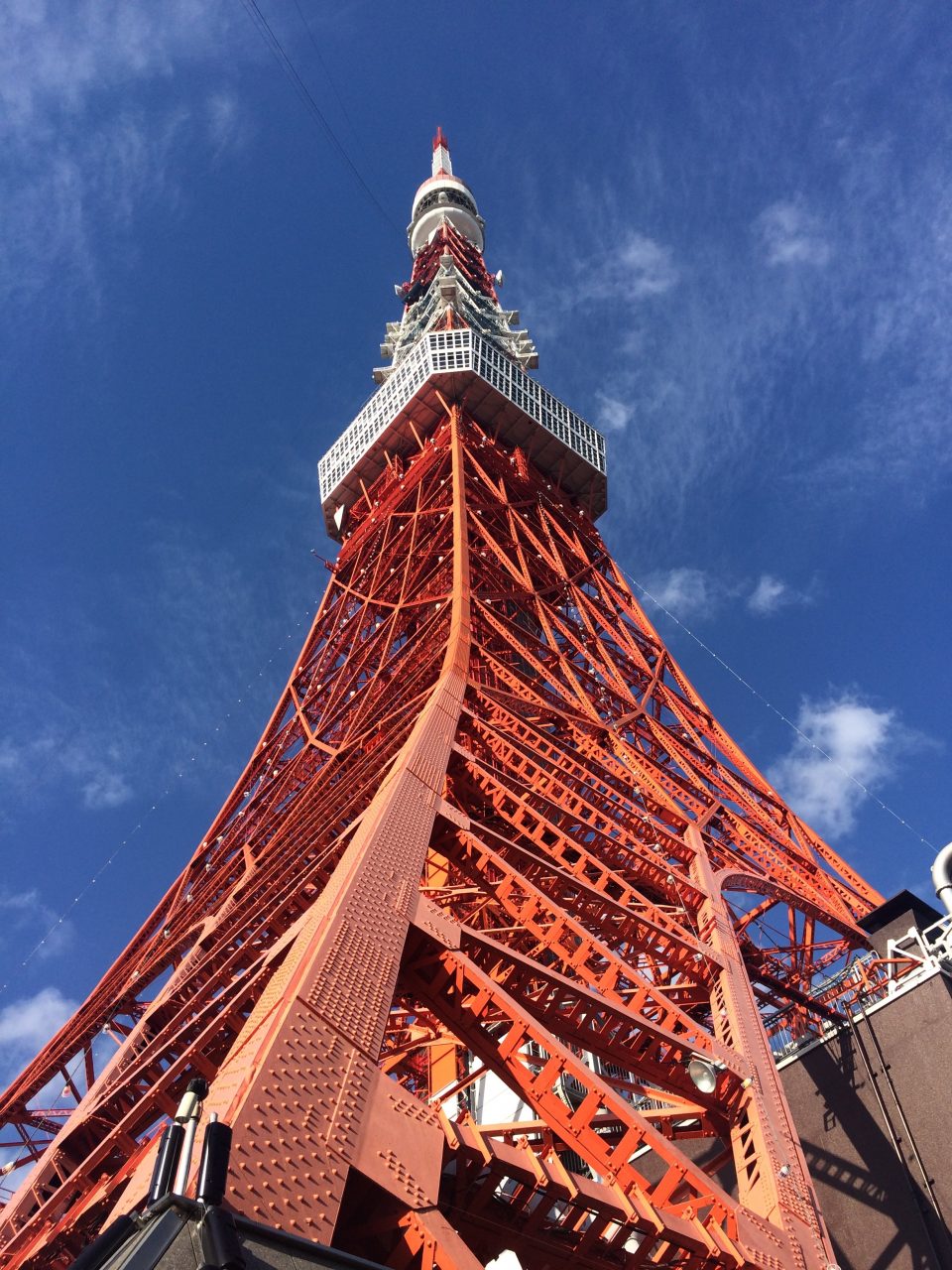 東京タワーと青空2の写真