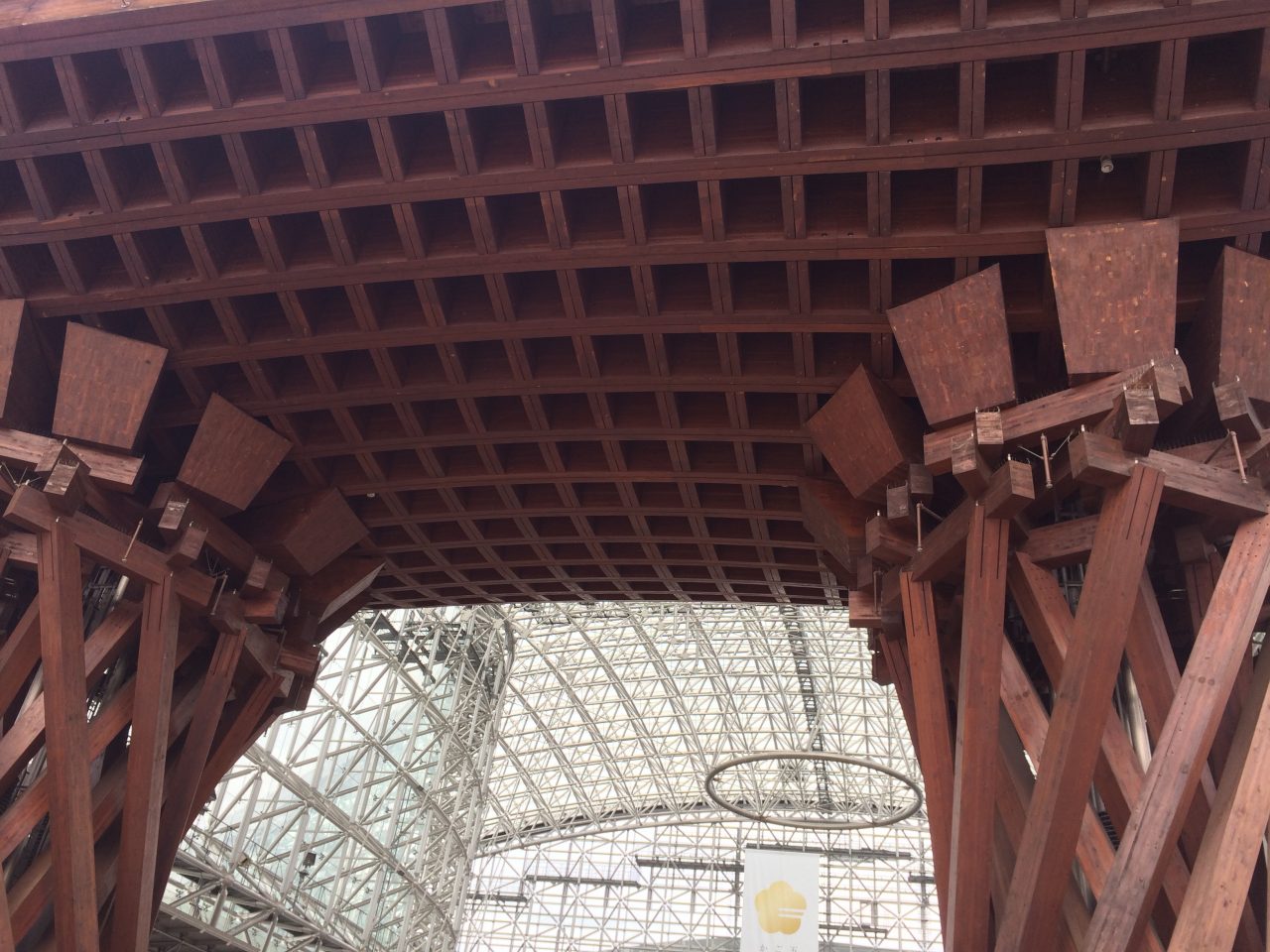金沢駅の鼓門3の写真