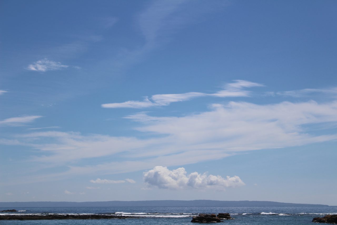 青空と海の写真