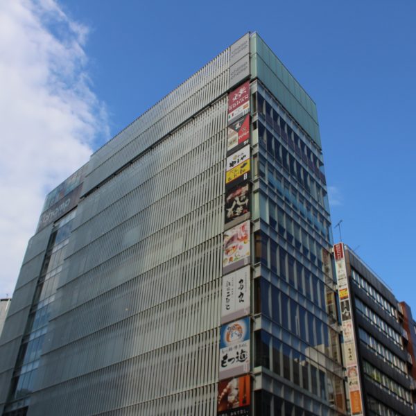 チョムチョム秋葉原のビルの写真